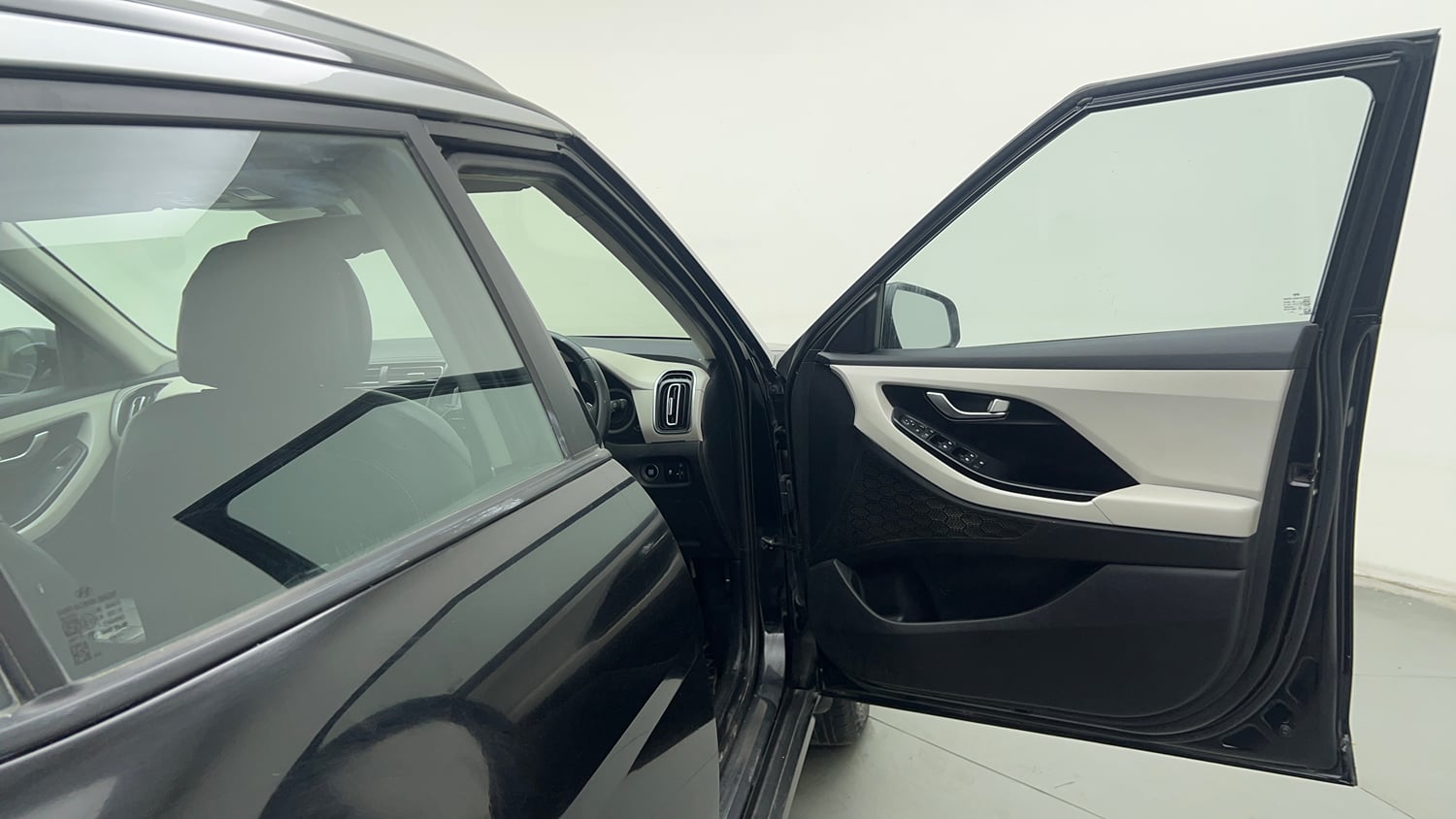 Used 2020 Hyundai Creta SX 1.5 Petrol IVT Petrol Automatic interior RIGHT FRONT DOOR OPEN VIEW