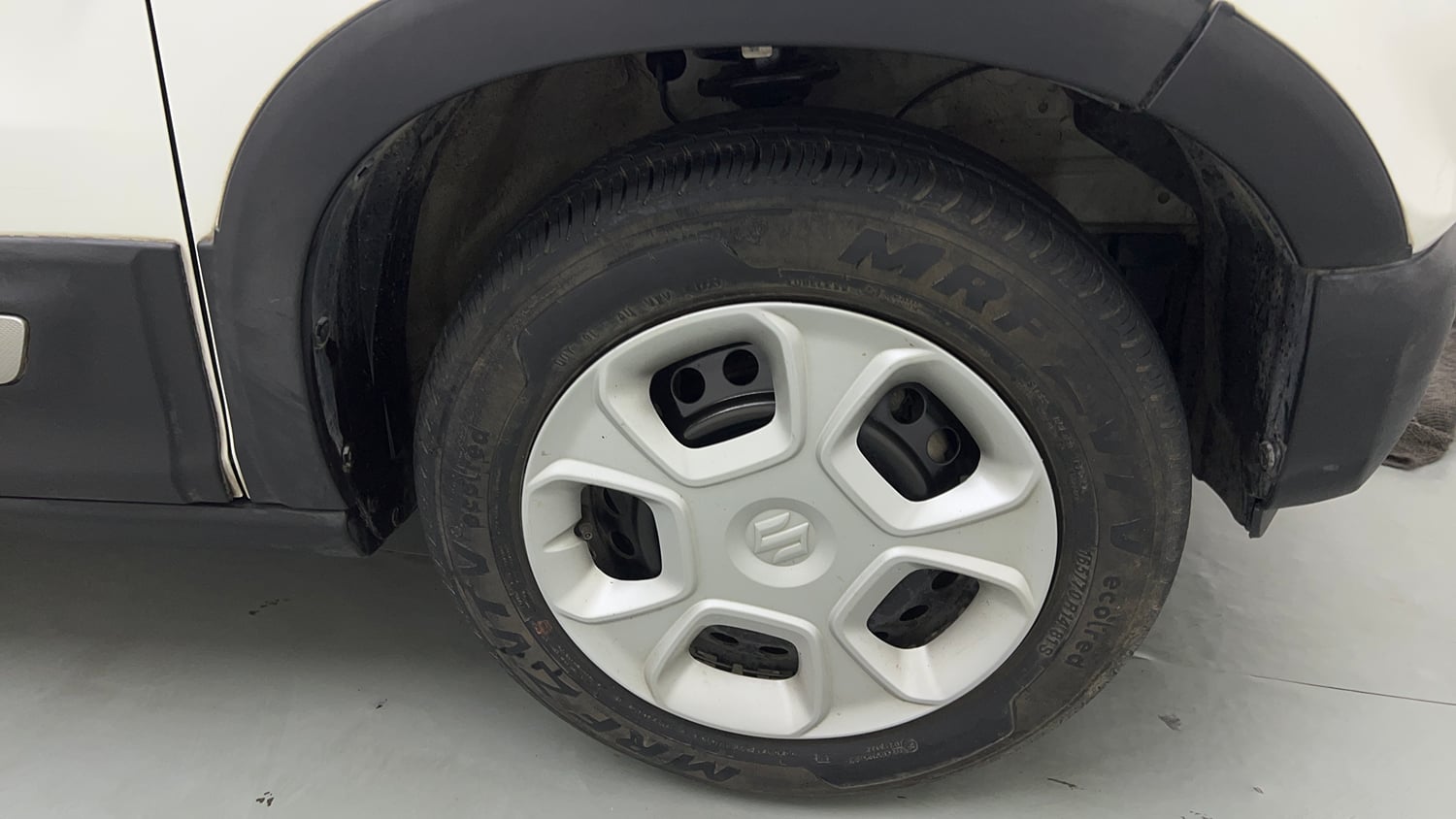 Used 2023 Maruti Suzuki S-Presso VXi Plus (O) AMT Petrol Automatic tyres RIGHT FRONT TYRE RIM VIEW