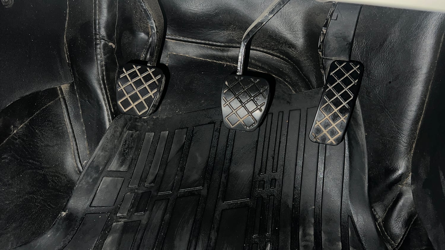 Used 2024 Skoda Slavia Style 1.0L TSI MT Petrol Manual interior PEDALS VIEW