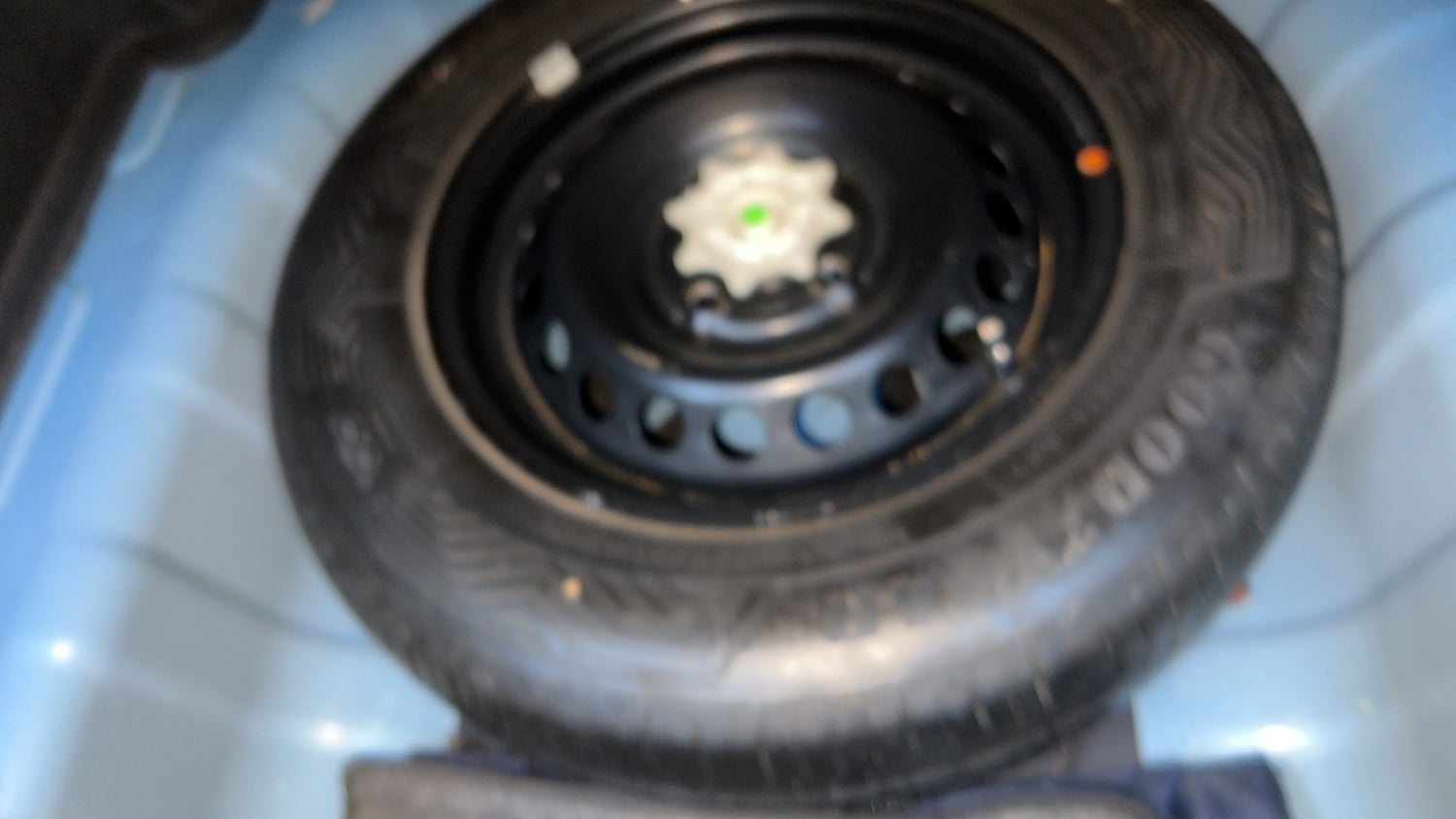 Used 2015 Hyundai Xcent S 1.2 (O) Petrol Manual tyres SPARE TYRE VIEW
