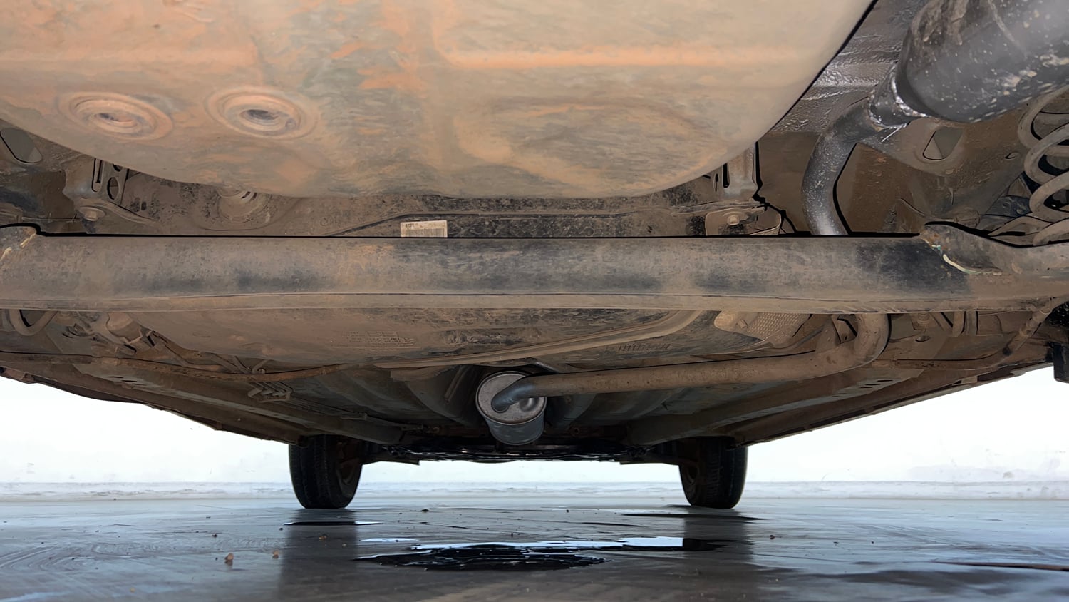 Used 2020 Maruti Suzuki Wagon R ZXi 1.2 Petrol Manual extra REAR UNDERBODY VIEW (TAKEN FROM REAR)