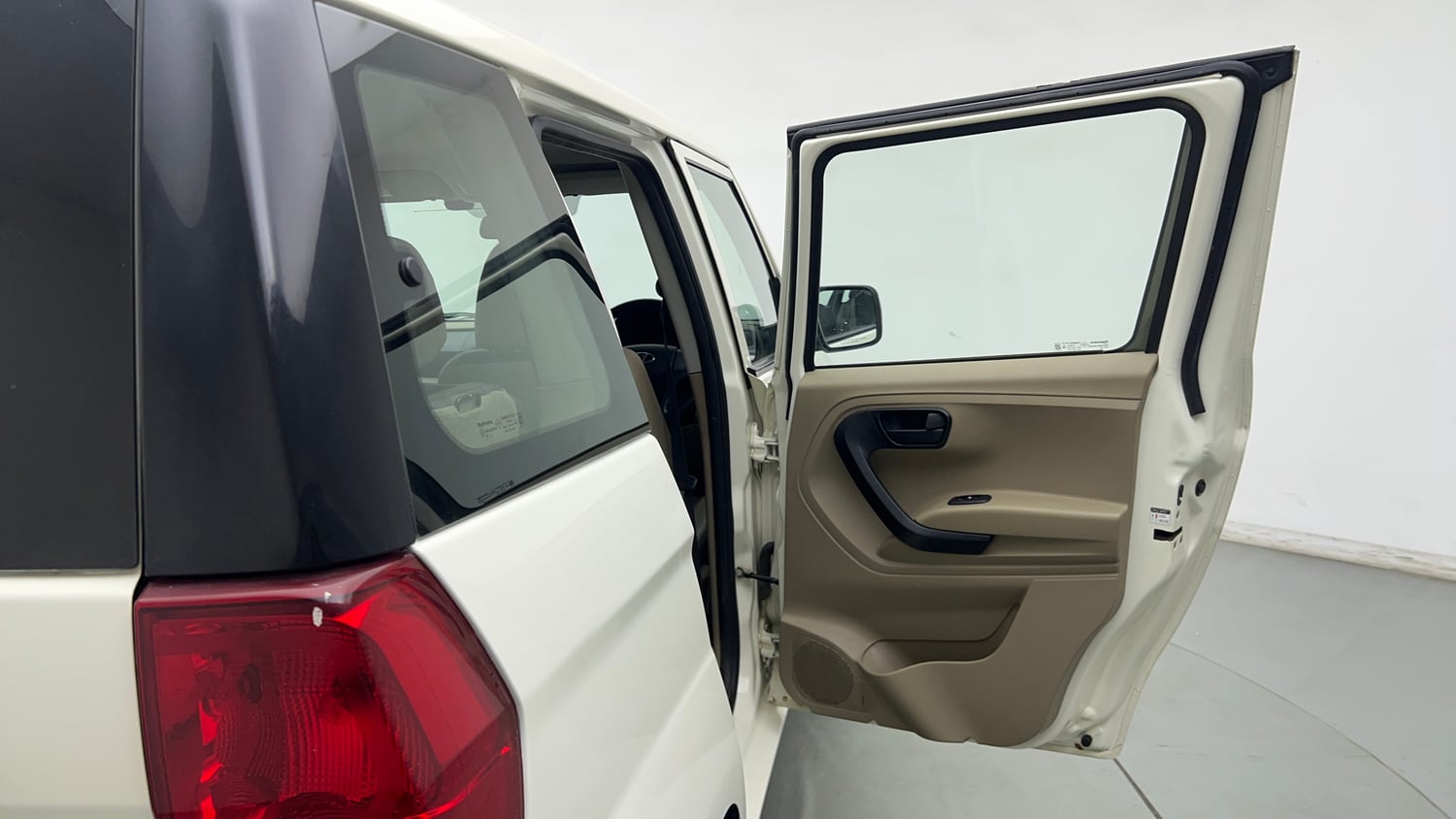 Used 2019 Mahindra TUV300 T4 Plus Diesel Manual interior RIGHT REAR DOOR OPEN VIEW
