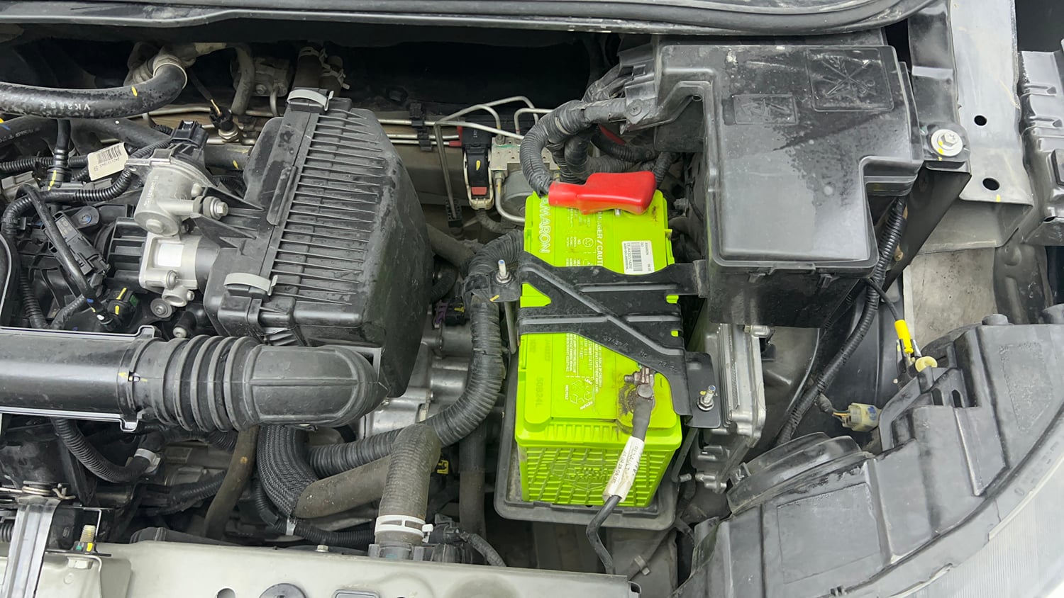 Used 2024 Renault Triber RXZ EASY-R AMT Petrol Automatic engine ENGINE LEFT SIDE VIEW