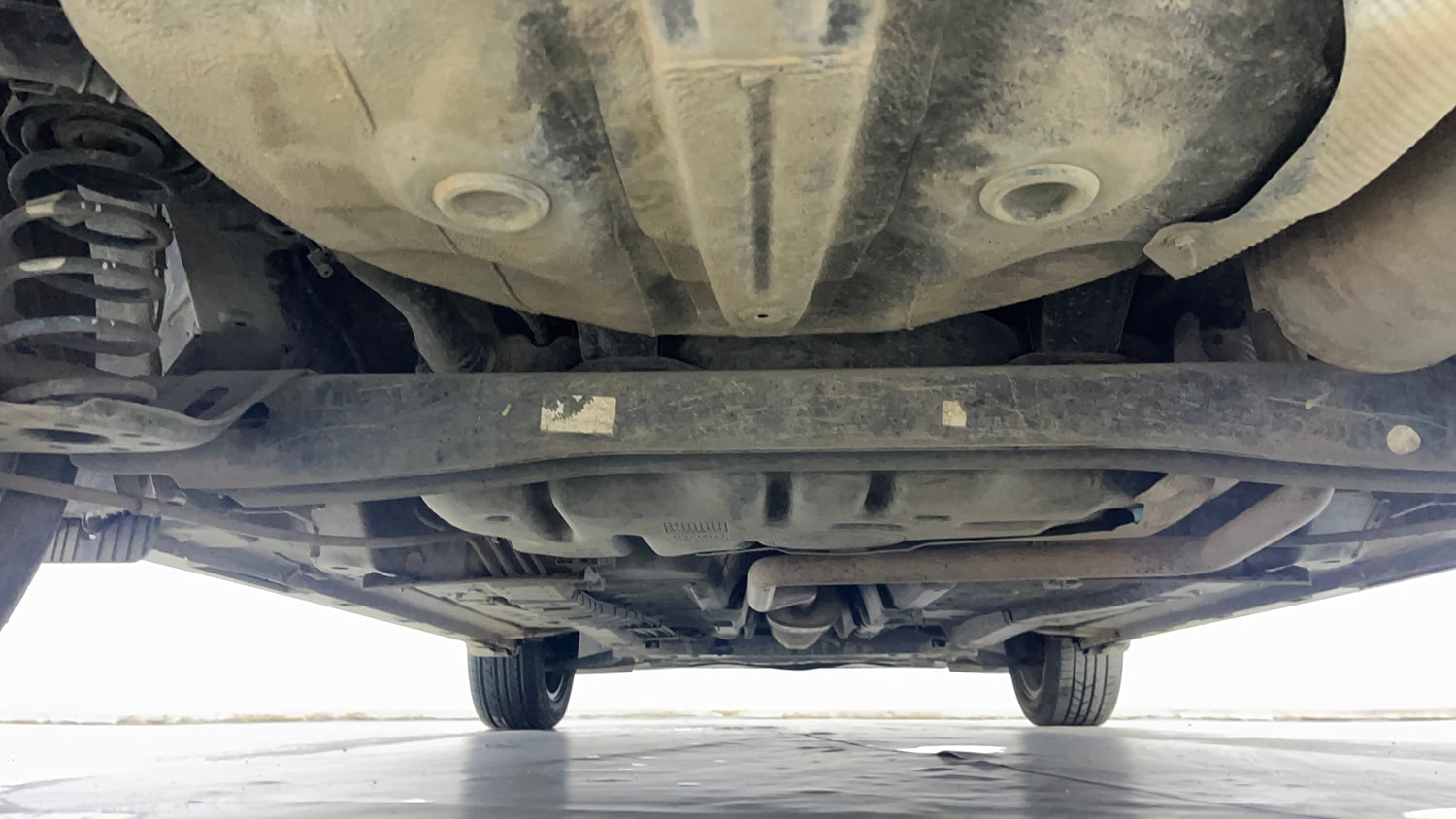 Used 2024 Hyundai New i20 Asta (O) 1.2 MT Petrol Manual extra REAR UNDERBODY VIEW (TAKEN FROM REAR)