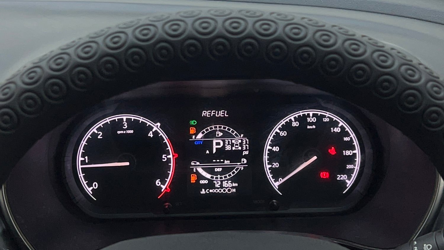 Used 2022 Tata Safari XTA Plus Diesel Automatic interior CLUSTERMETER VIEW