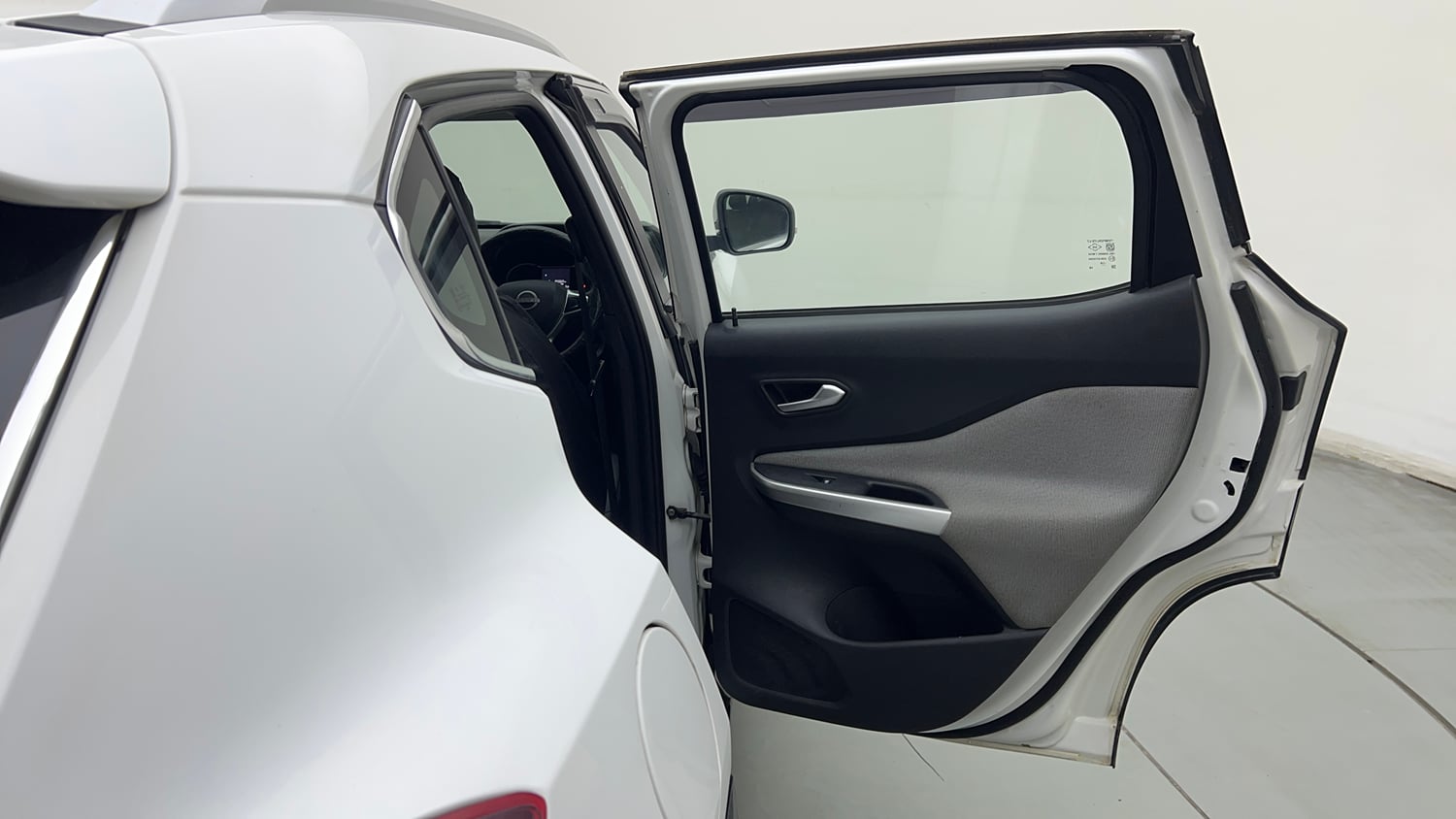 Used 2021 Nissan Magnite XL Petrol Manual interior RIGHT REAR DOOR OPEN VIEW