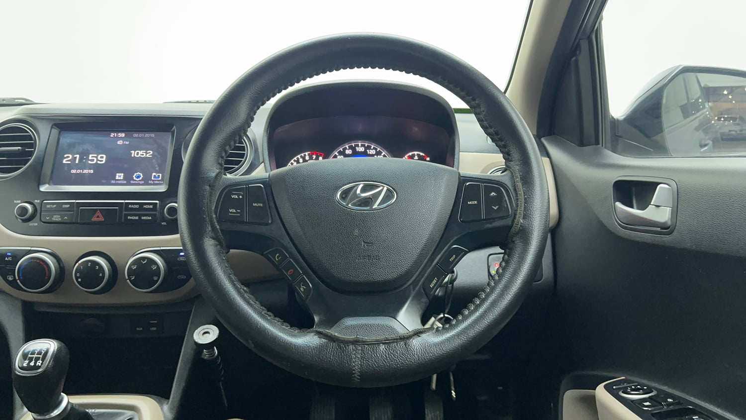 Used 2018 Hyundai Grand i10 Sportz 1.2 Kappa VTVT CNG (Outside Fitted) Cng Manual interior STEERING VIEW
