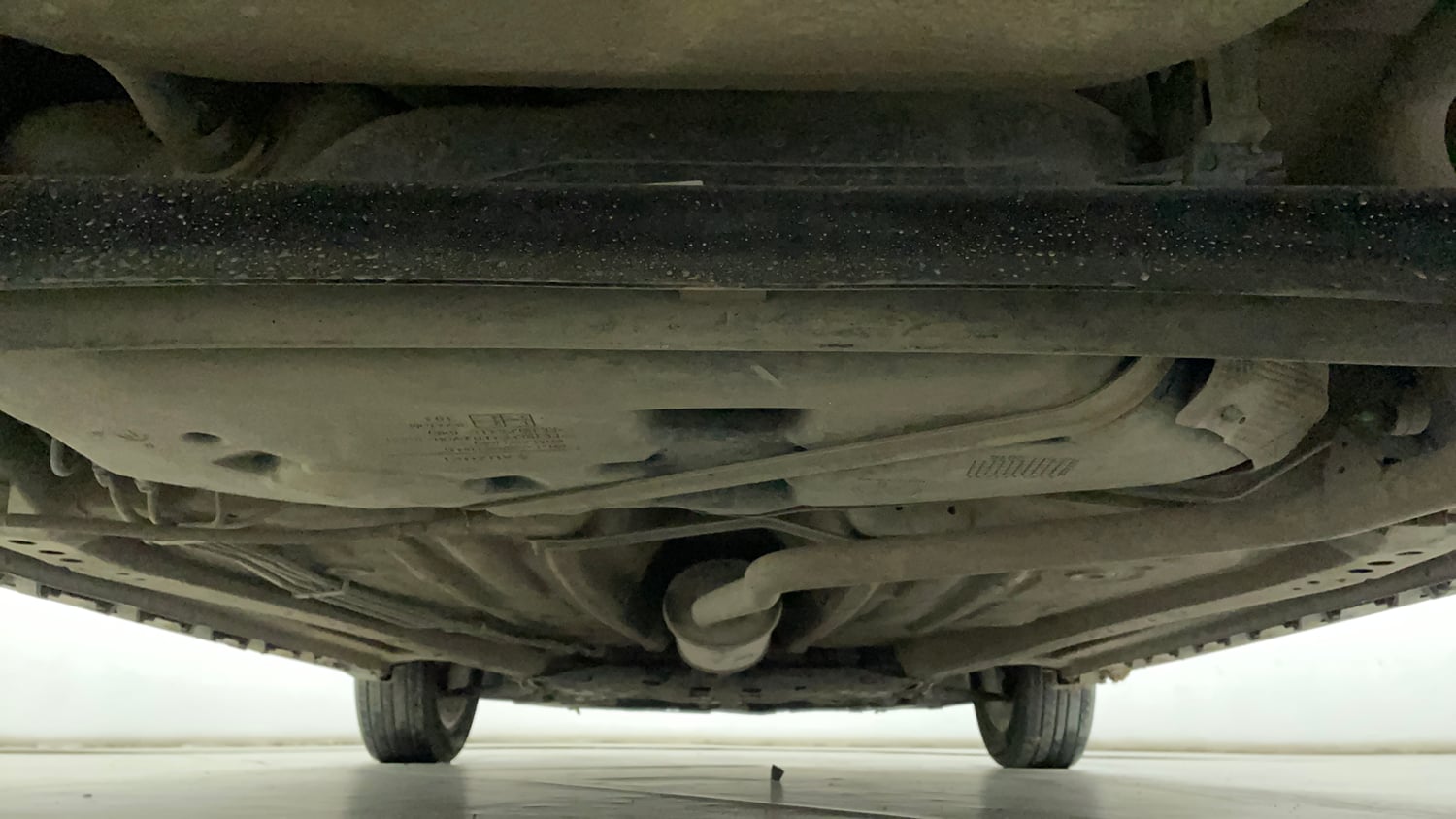 Used 2017 Maruti Suzuki Ignis Zeta 1.3 AMT Diesel Diesel Automatic extra REAR UNDERBODY VIEW (TAKEN FROM REAR)