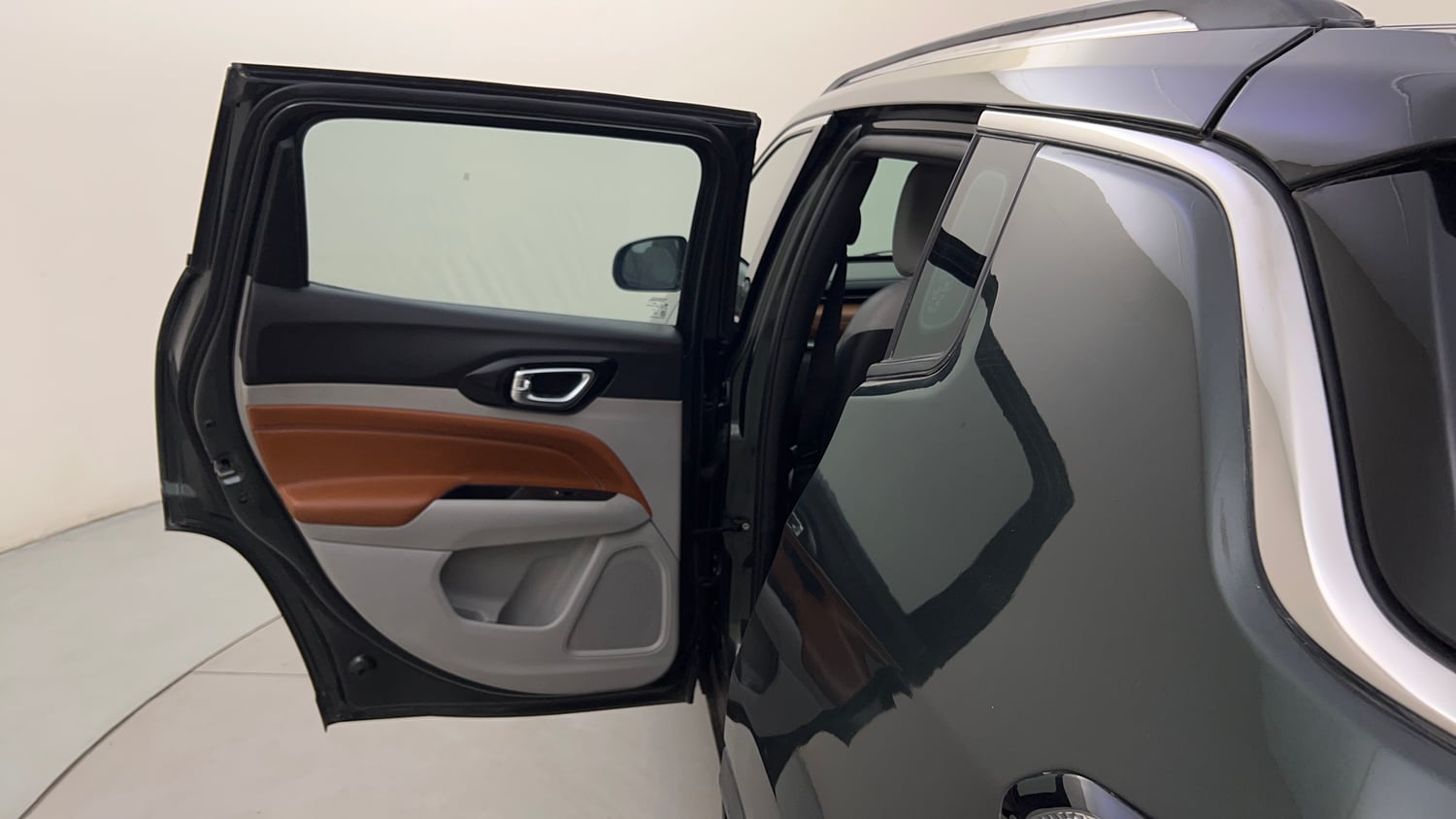 Used 2023 Jeep Compass Limited (O) 2.0 Diesel Diesel Manual interior LEFT REAR DOOR OPEN VIEW