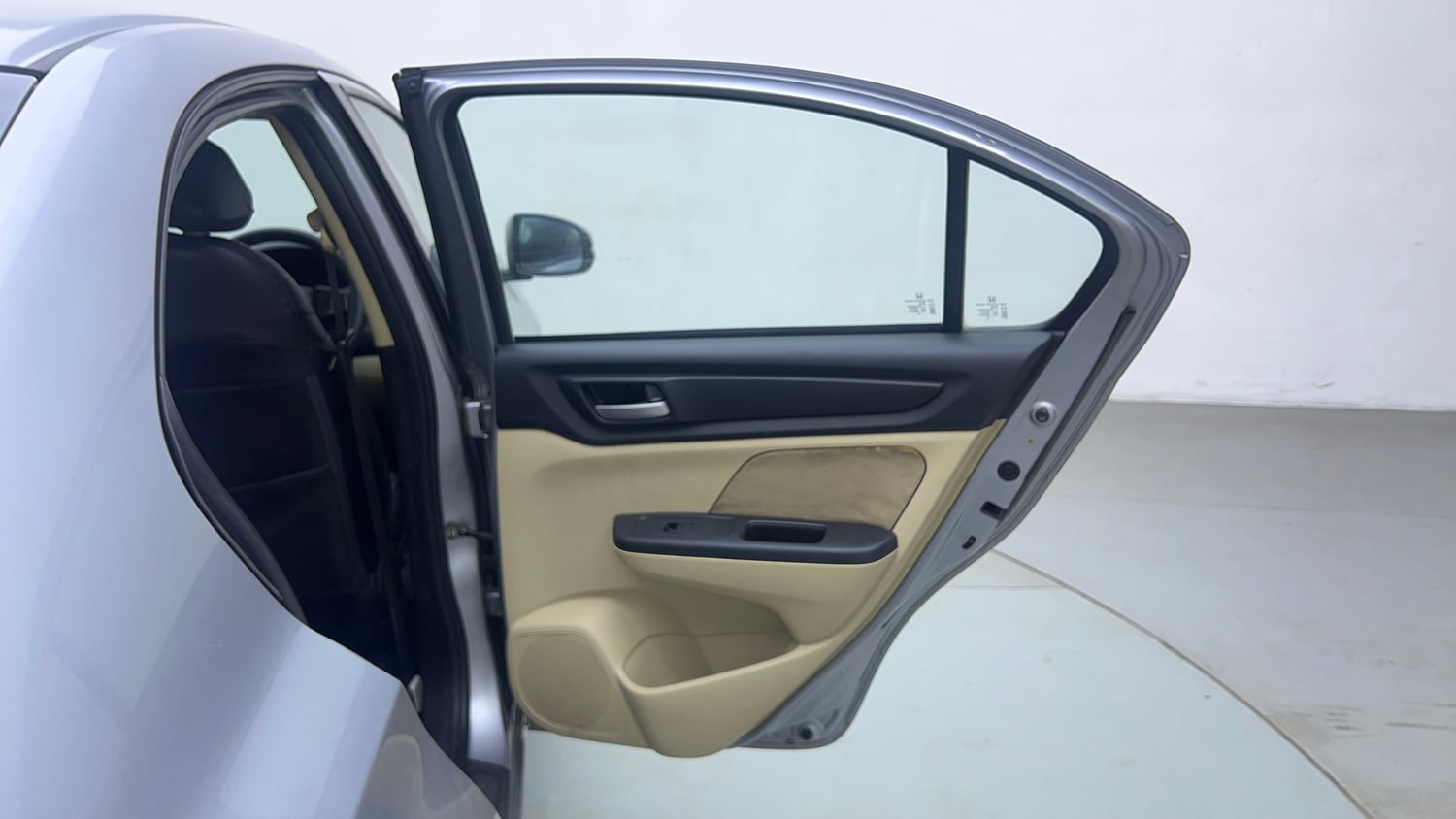 Used 2018 Honda Amaze 1.2 VX MT Petrol Petrol Manual interior RIGHT REAR DOOR OPEN VIEW