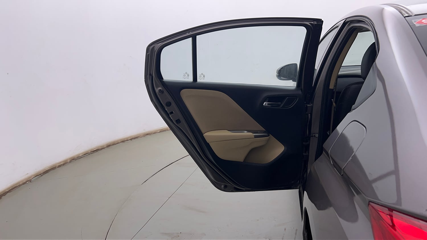 Used 2016 Honda City V Petrol Manual interior LEFT REAR DOOR OPEN VIEW