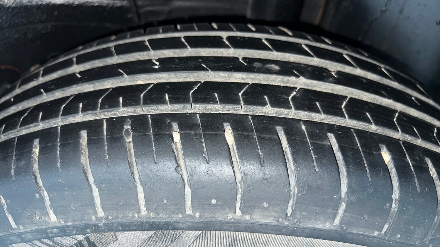 Used 2022 Tata Punch Adventure MT Petrol Manual tyres LEFT REAR TYRE TREAD VIEW