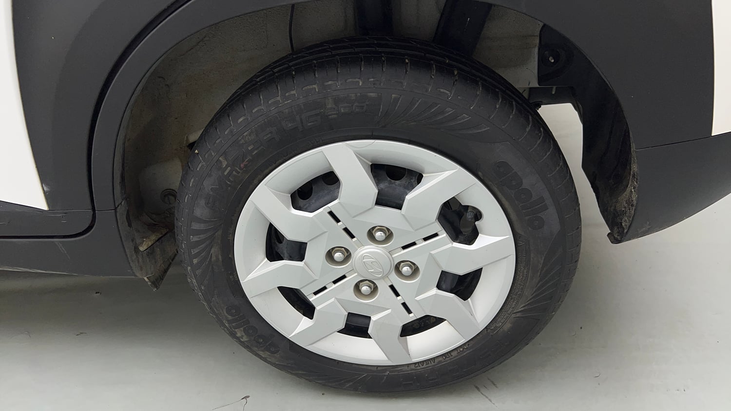 Used 2025 Hyundai Exter S 1.2 MT Petrol Manual tyres LEFT REAR TYRE RIM VIEW