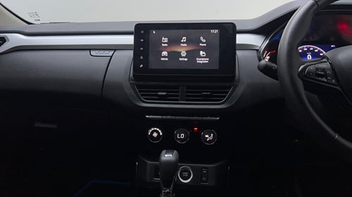 Used 2025 Renault Kiger RXZ Turbo CVT Petrol Automatic top_features Integrated (in-dash) music system