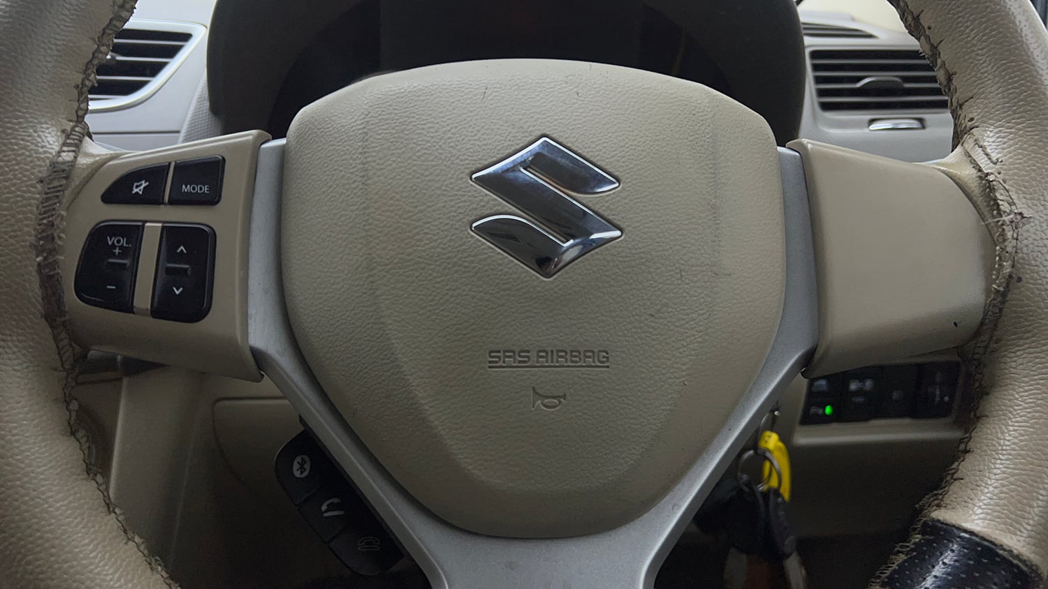 Used 2016 Maruti Suzuki Ertiga VXI CNG Cng Manual top_features Airbags