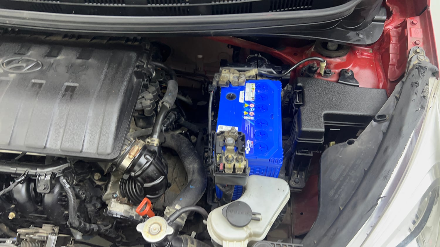 Used 2017 Hyundai Grand i10 Sportz (O) AT 1.2 Kappa VTVT Petrol Automatic engine ENGINE LEFT SIDE VIEW