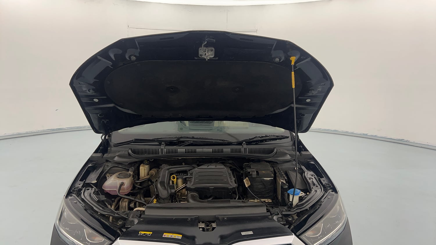 Used 2024 Skoda Slavia Style 1.0L TSI MT Petrol Manual engine ENGINE & BONNET OPEN FRONT VIEW