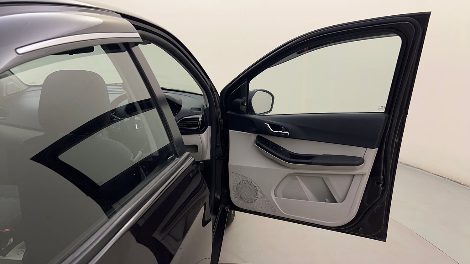 Used 2023 Tata Tiago XZA Plus Petrol Automatic interior RIGHT FRONT DOOR OPEN VIEW
