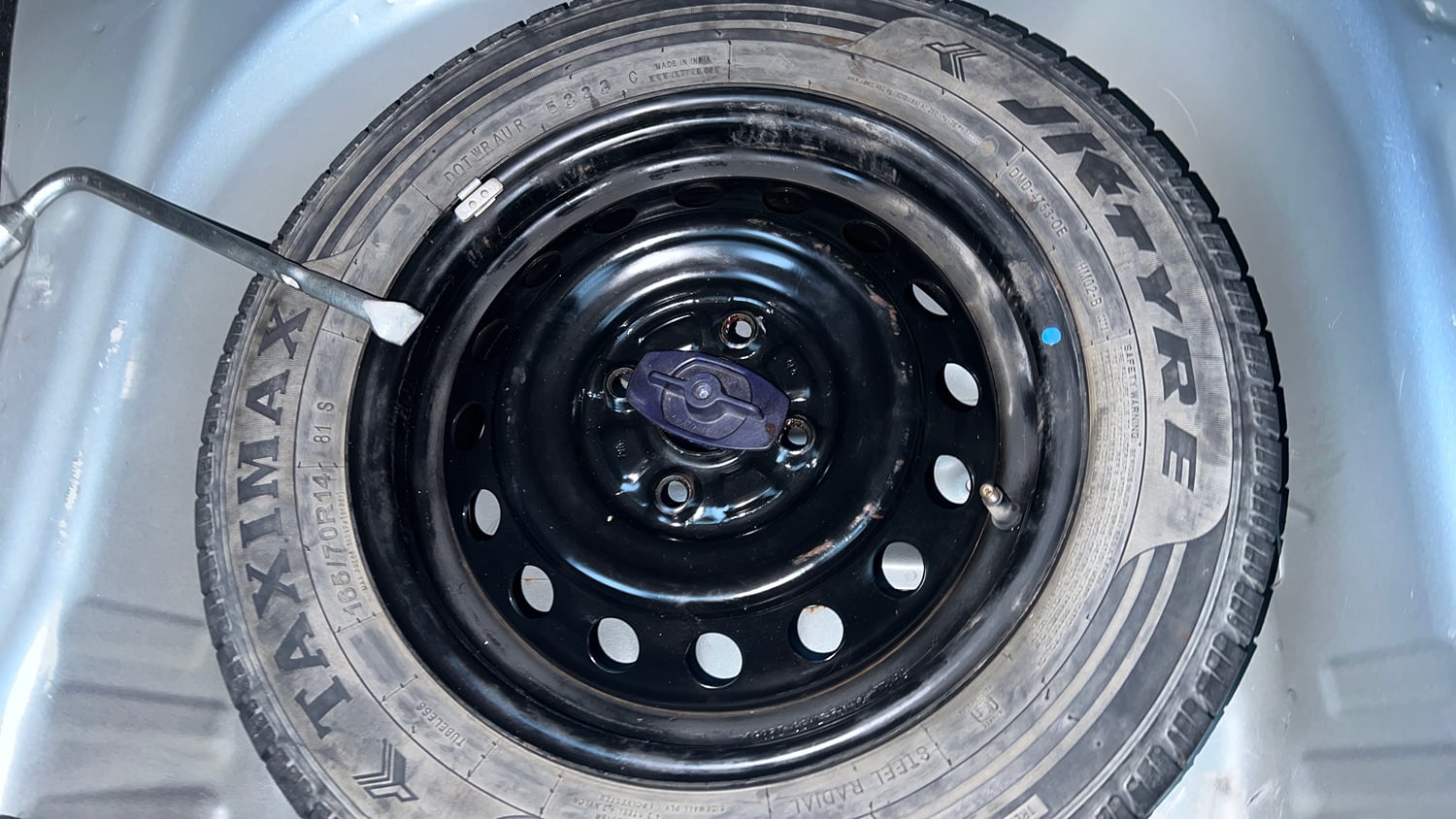 Used 2020 Maruti Suzuki Wagon R ZXi 1.2 Petrol Manual tyres SPARE TYRE VIEW