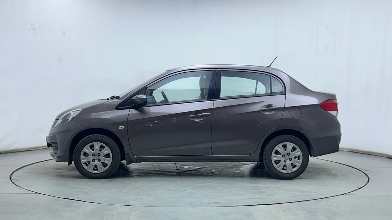 Used 2014 Honda Amaze 1.2 S i-VTEC Petrol Manual exterior LEFT SIDE VIEW