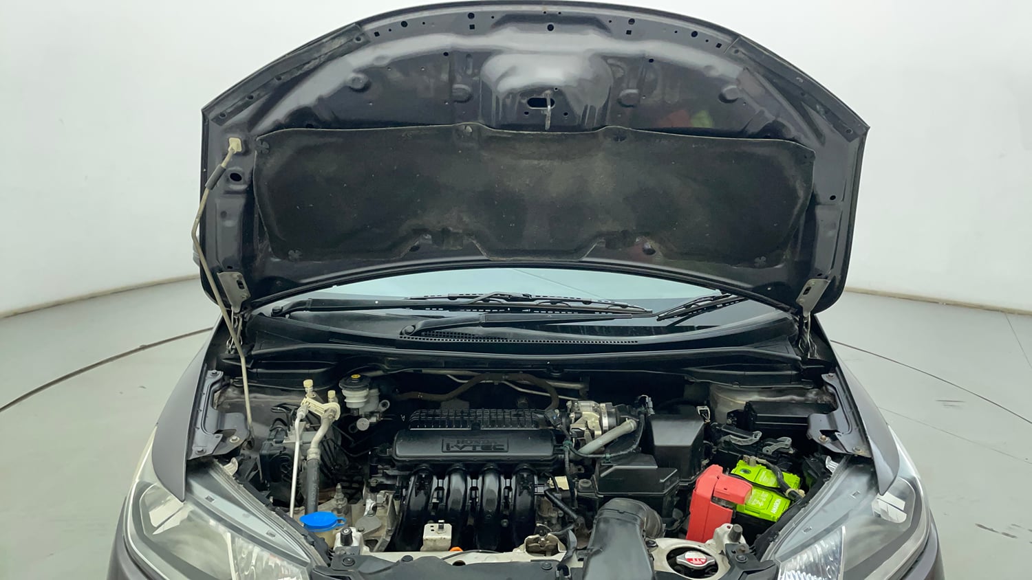 Used 2019 Honda Jazz VX CVT Petrol Petrol Automatic engine ENGINE & BONNET OPEN FRONT VIEW