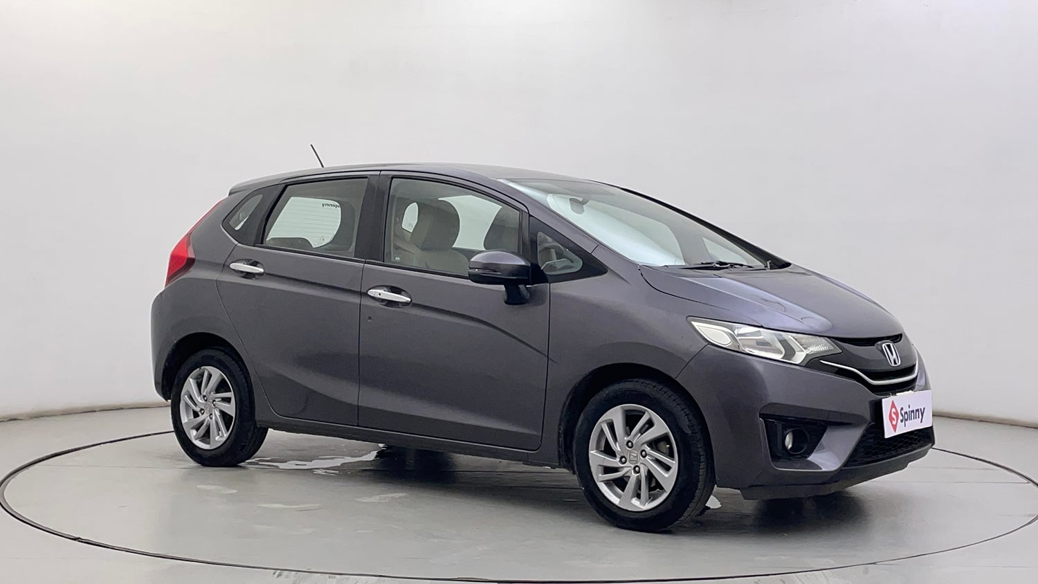 Used 2019 Honda Jazz VX CVT Petrol Petrol Automatic exterior RIGHT FRONT CORNER VIEW