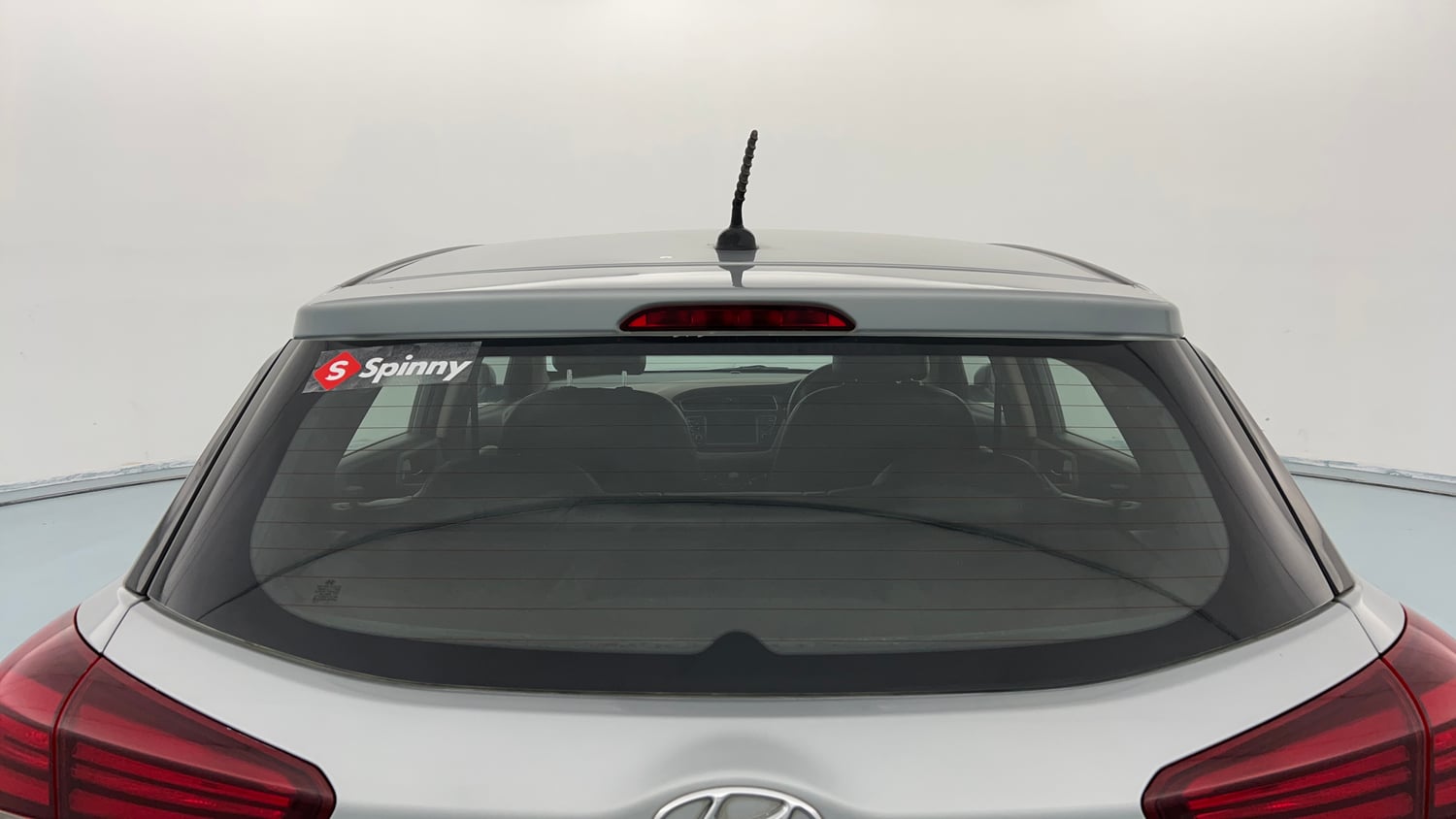 Used 2019 Hyundai Elite i20 Sportz Plus 1.2 Petrol Manual exterior BACK WINDSHIELD VIEW