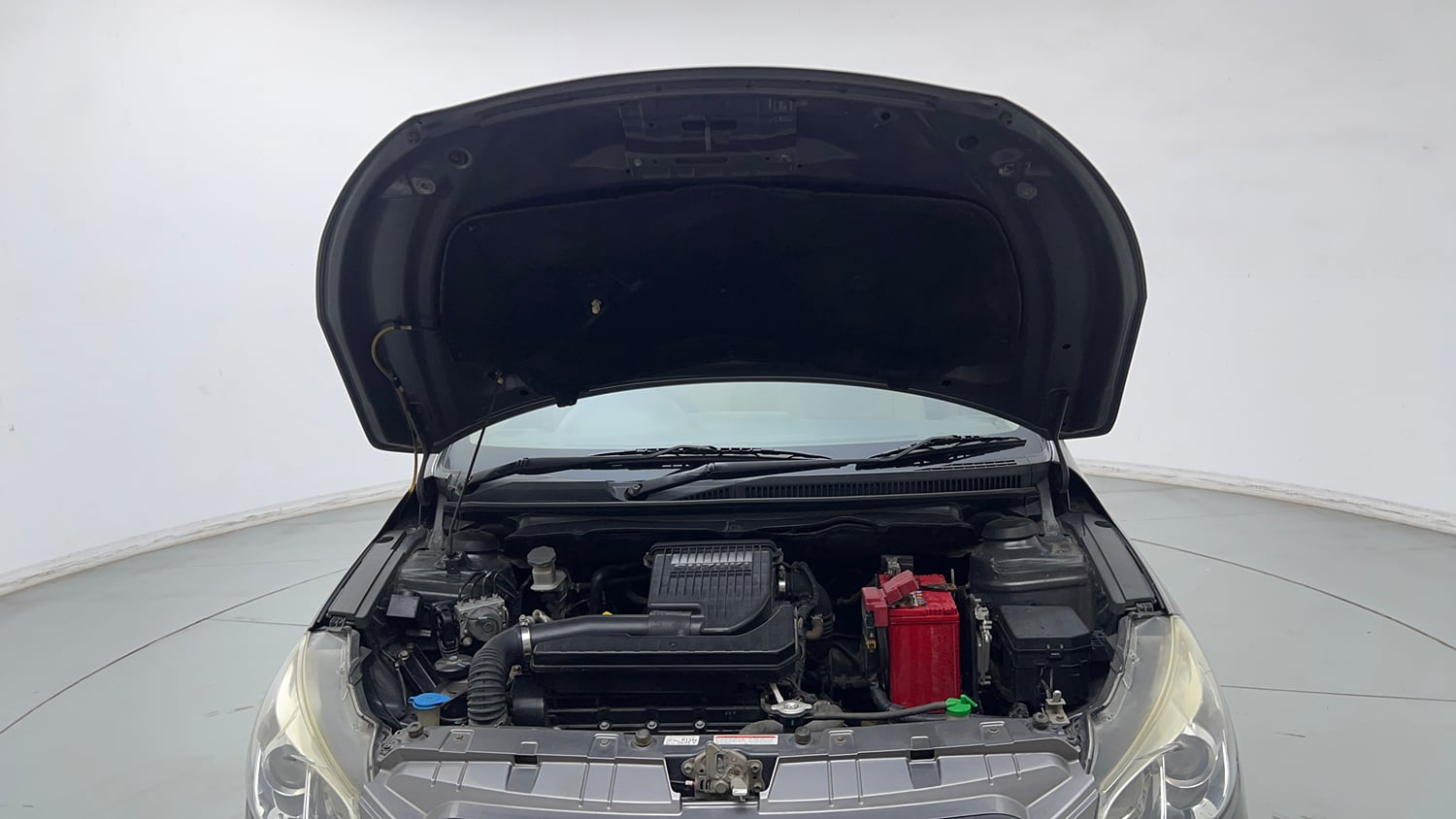 Used 2017 Maruti Suzuki Ciaz Zeta 1.4 MT Petrol Manual engine ENGINE & BONNET OPEN FRONT VIEW