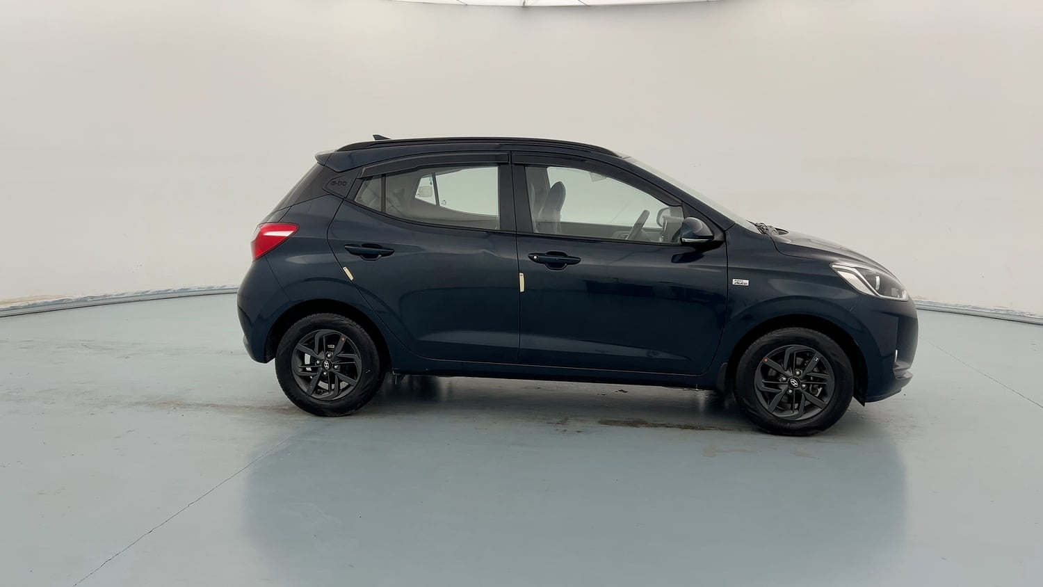 Used 2021 Hyundai Grand i10 Nios Sportz AMT 1.2 Kappa VTVT Petrol Automatic exterior RIGHT SIDE VIEW