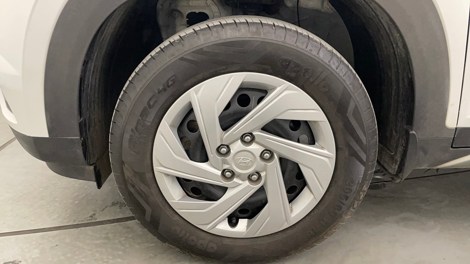 Used 2022 Hyundai Creta EX 1.5 Petrol Petrol Manual tyres LEFT FRONT TYRE RIM VIEW