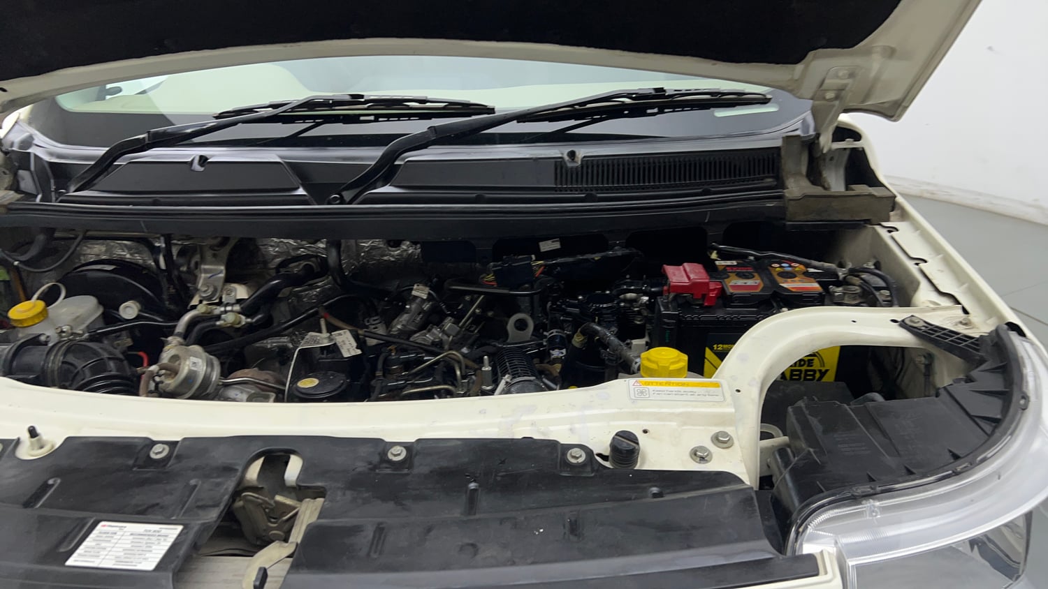 Used 2019 Mahindra TUV300 T4 Plus Diesel Manual engine ENGINE LEFT SIDE VIEW