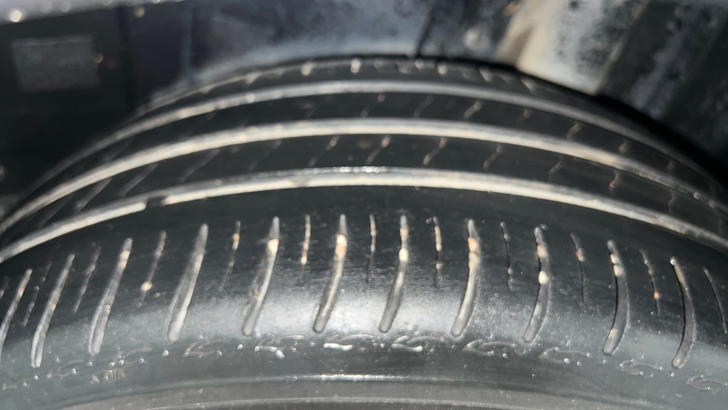 Used 2024 Skoda Slavia Style 1.0L TSI MT Petrol Manual tyres LEFT REAR TYRE TREAD VIEW