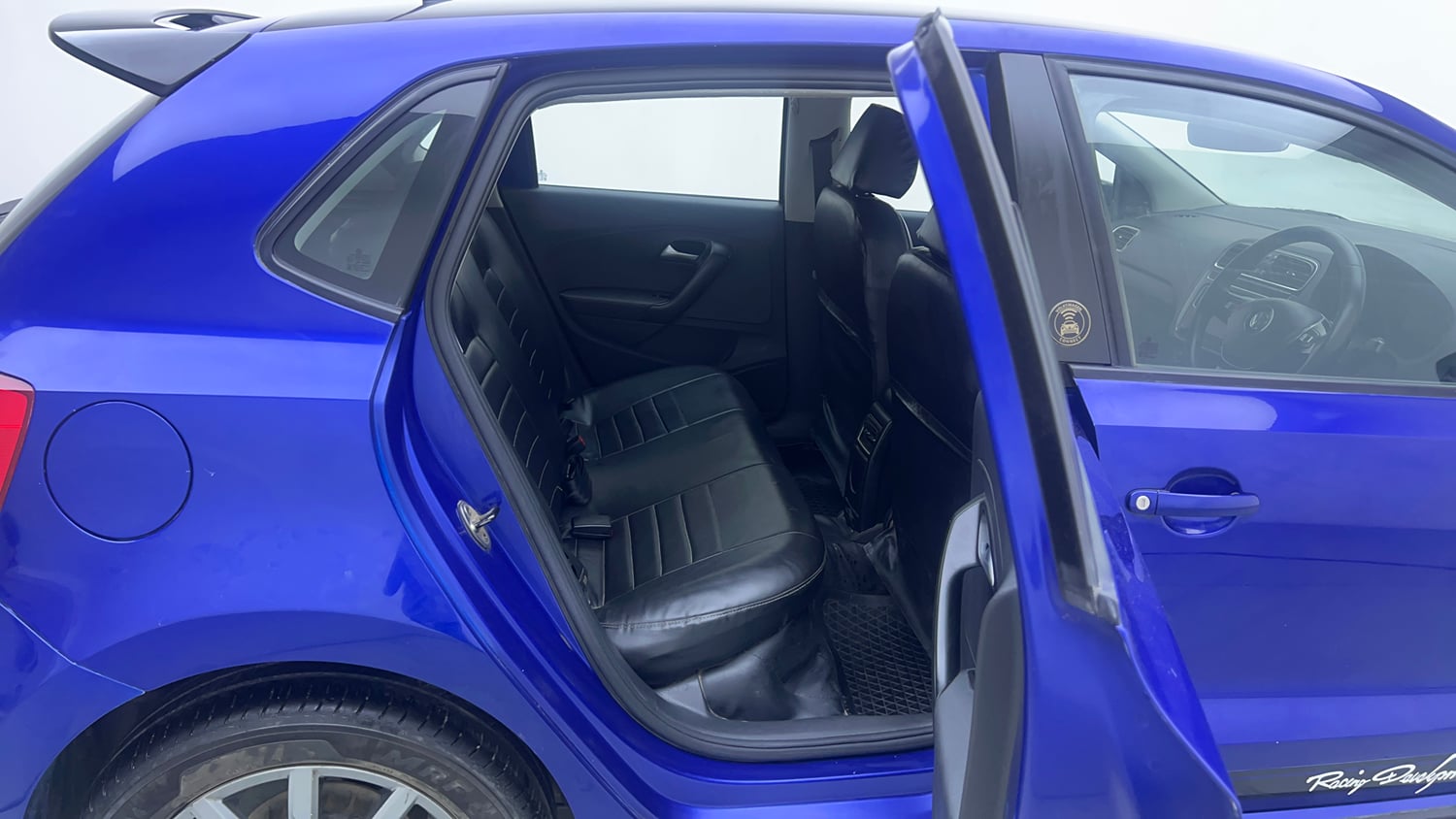 Used 2019 Volkswagen Polo Highline Plus 1.0 (P) 16 Alloy Petrol Manual interior RIGHT SIDE REAR DOOR CABIN VIEW