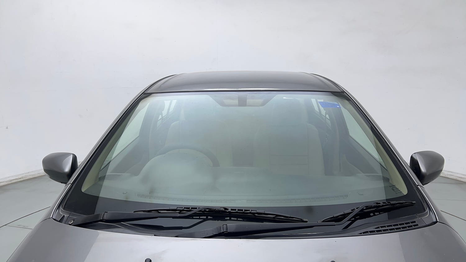 Used 2017 Maruti Suzuki Ciaz Zeta 1.4 MT Petrol Manual exterior FRONT WINDSHIELD VIEW