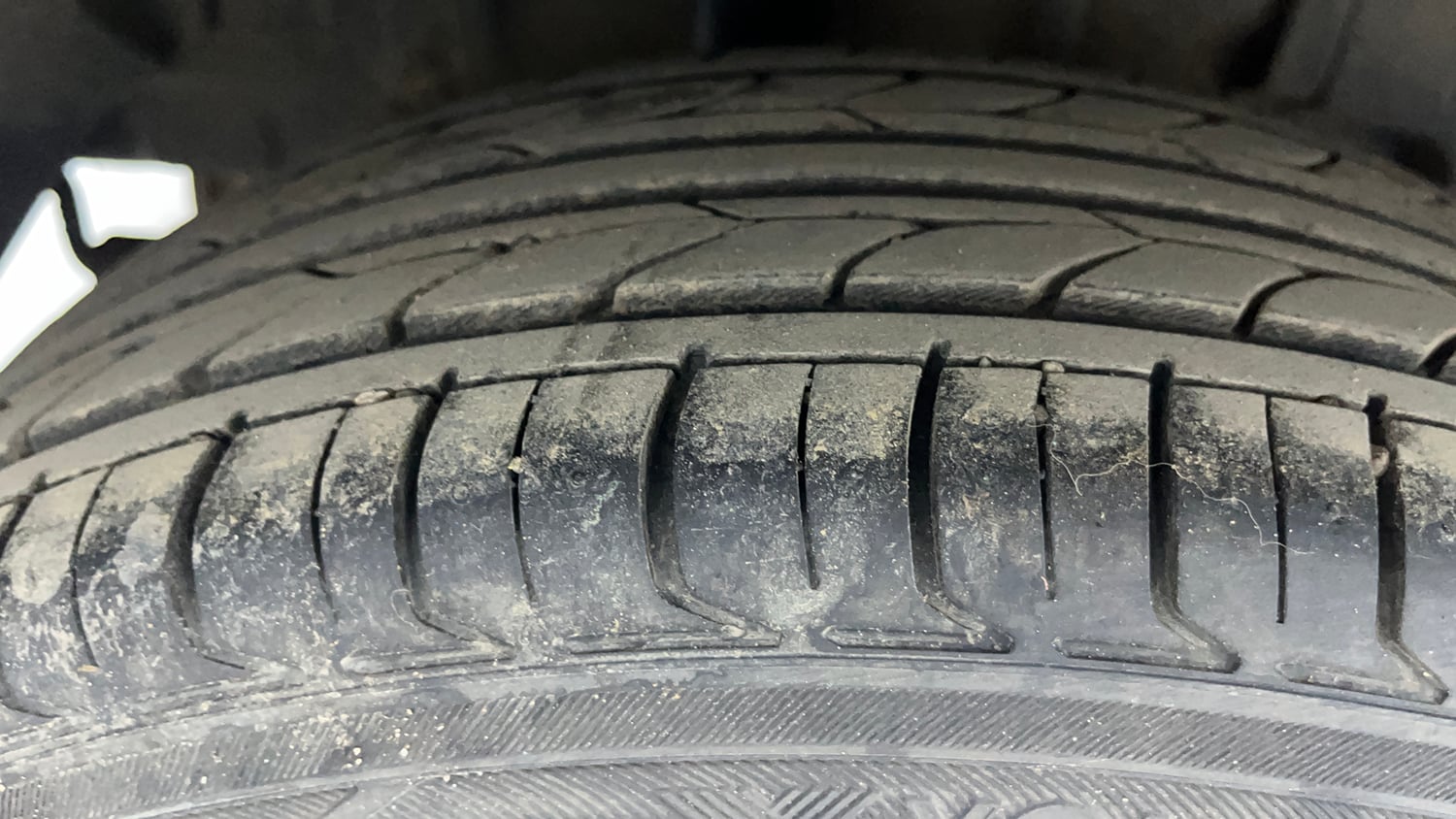 Used 2019 Tata Tigor Revotron XZA Petrol Automatic tyres RIGHT REAR TYRE TREAD VIEW