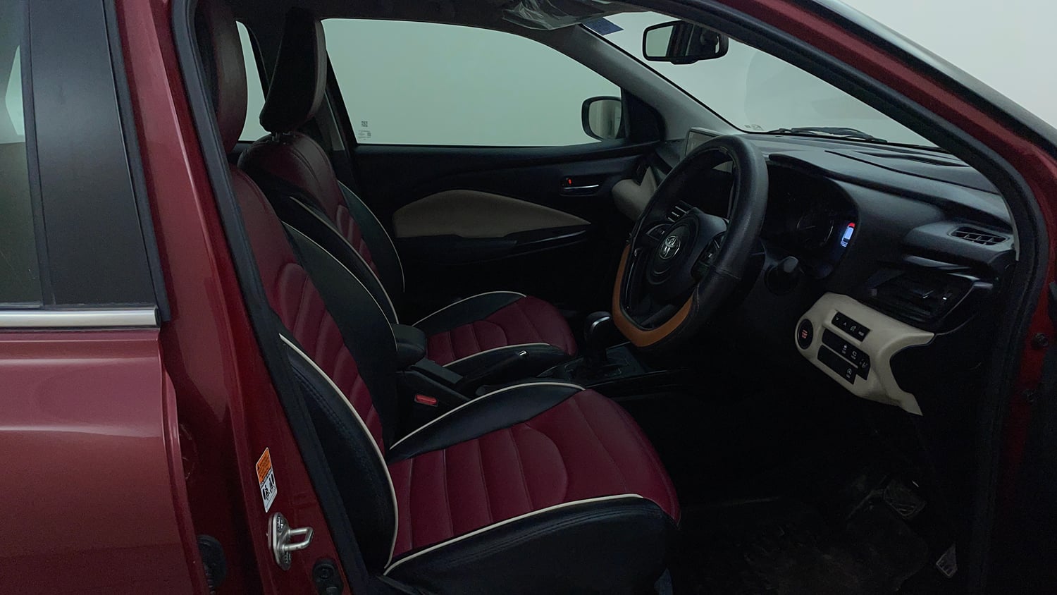 Used 2025 Toyota Glanza V AMT Petrol Automatic interior RIGHT SIDE FRONT DOOR CABIN VIEW