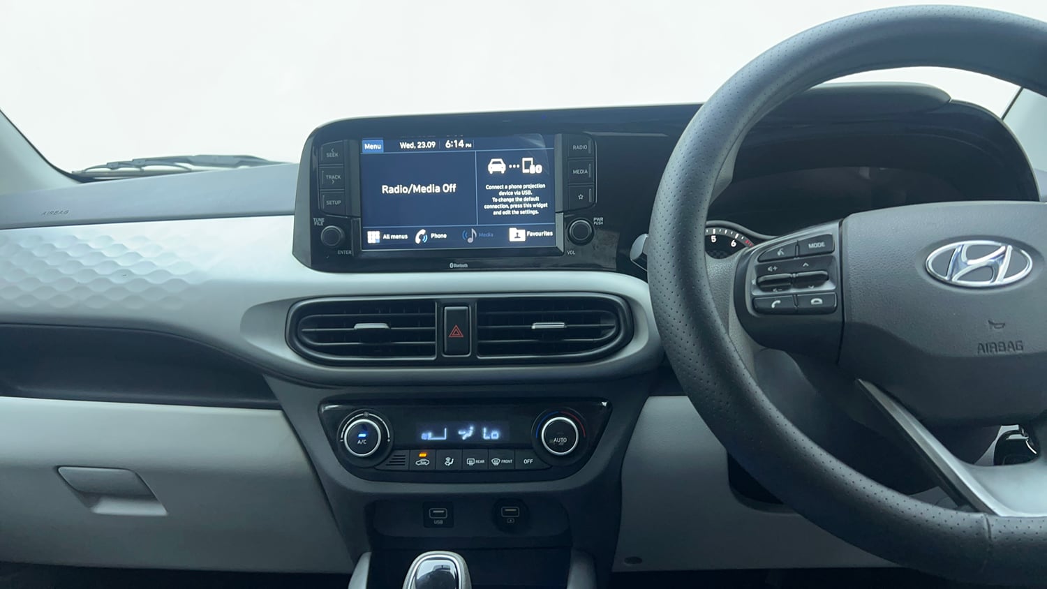 Used 2019 Hyundai Grand i10 Nios Sportz AMT 1.2 Kappa VTVT Petrol Automatic top_features Touch screen infotainment system