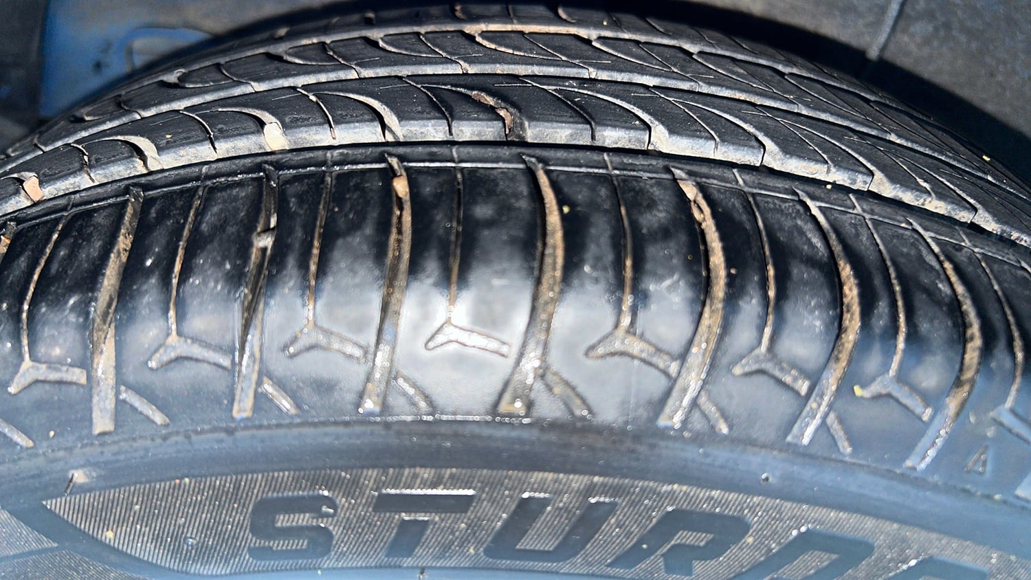 Used 2015 Hyundai Xcent S 1.2 (O) Petrol Manual tyres RIGHT REAR TYRE TREAD VIEW