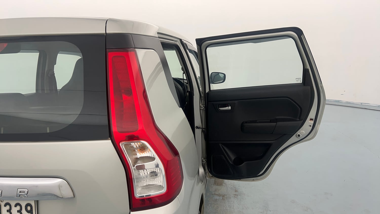 Used 2021 Maruti Suzuki Wagon R 1.0 VXi 1.0 Petrol Manual interior RIGHT REAR DOOR OPEN VIEW