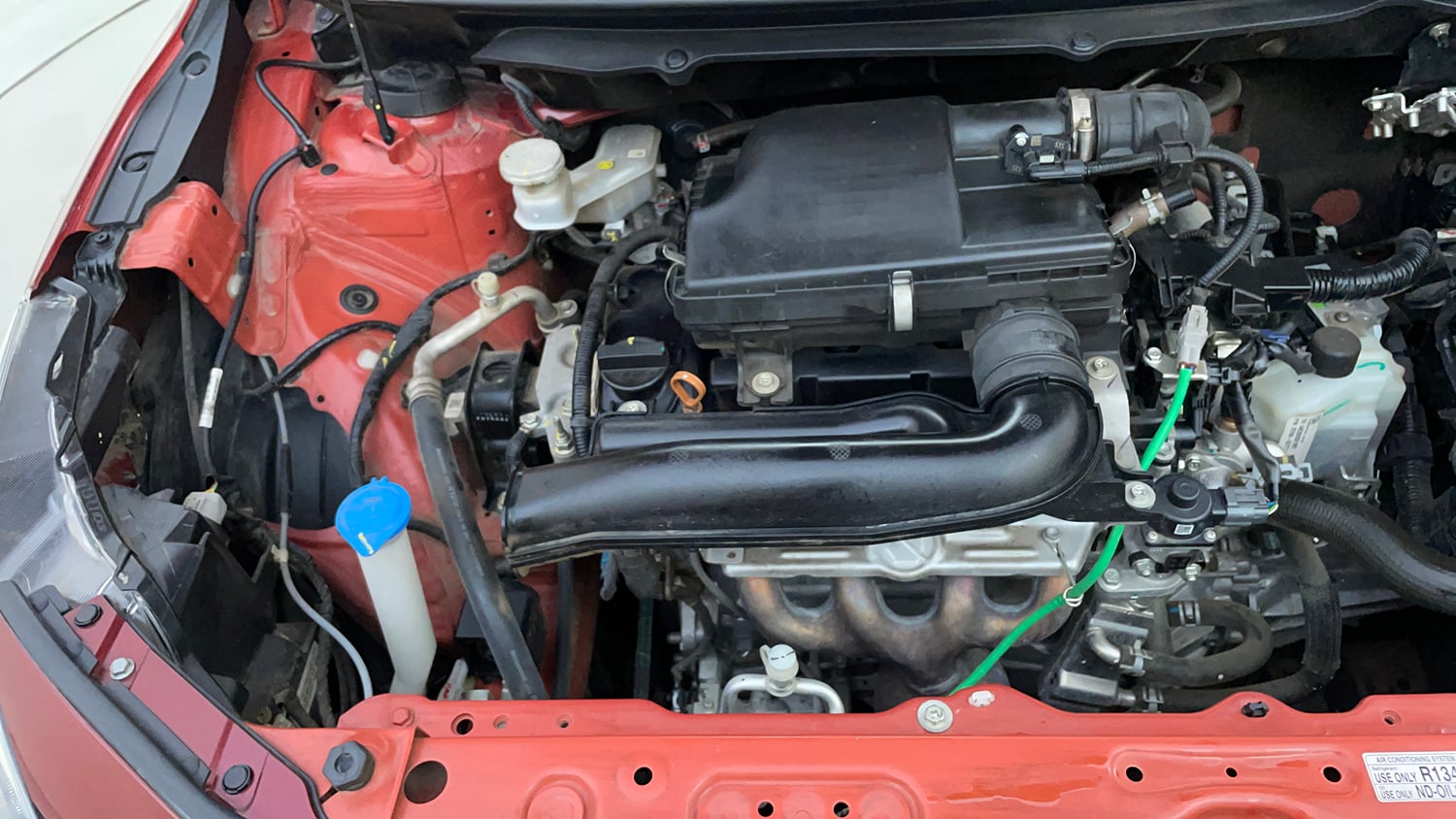 Used 2025 Toyota Glanza V AMT Petrol Automatic engine ENGINE RIGHT SIDE VIEW