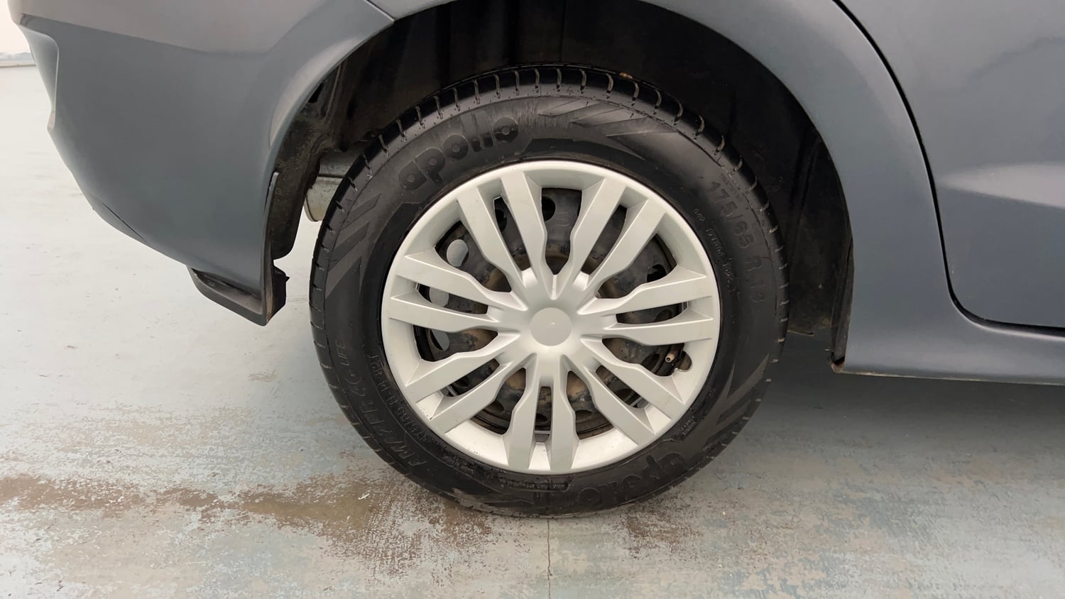 Used 2019 Ford Figo Aspire Trend Plus 1.5 TDCi Diesel Manual tyres RIGHT REAR TYRE RIM VIEW