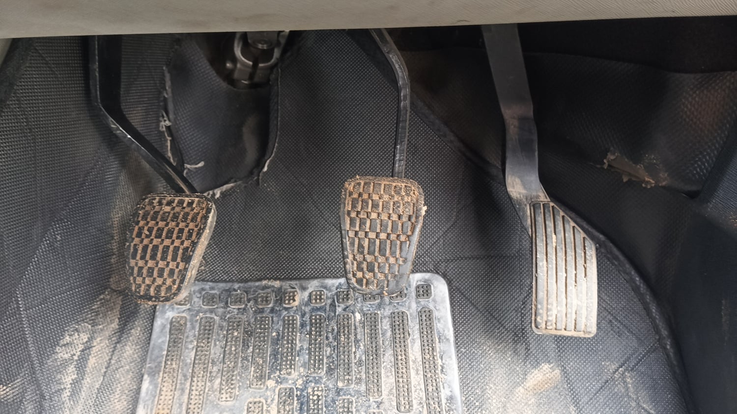 Used 2018 Tata Nexon XZ Plus Diesel Dual Tone Diesel Manual interior PEDALS VIEW
