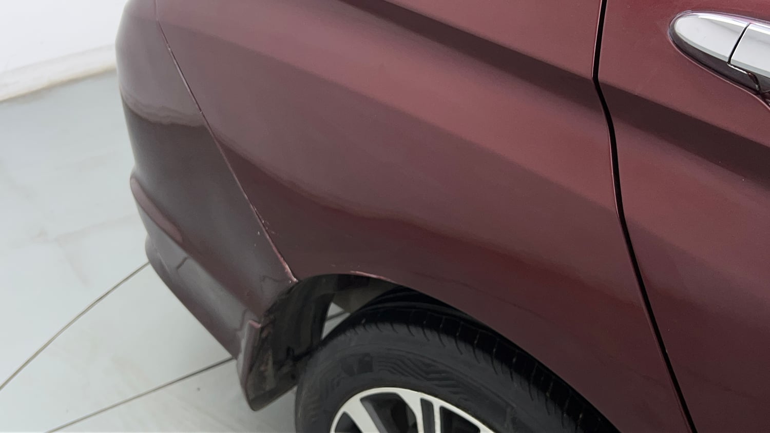 Used 2018 Honda City V CVT Petrol Petrol Automatic dents MINOR SCRATCH
