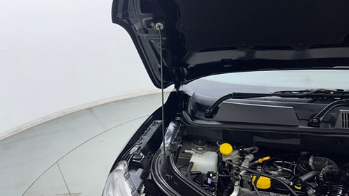 Used 2025 Renault Kiger RXZ Turbo CVT Petrol Automatic engine ENGINE RIGHT SIDE HINGE & APRON VIEW