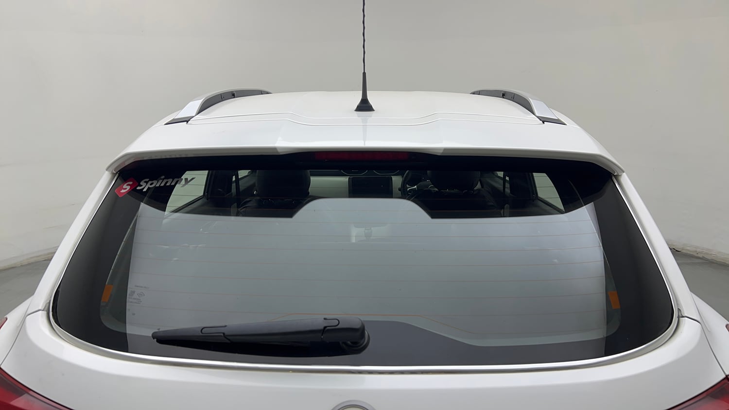 Used 2021 Nissan Magnite XL Petrol Manual exterior BACK WINDSHIELD VIEW