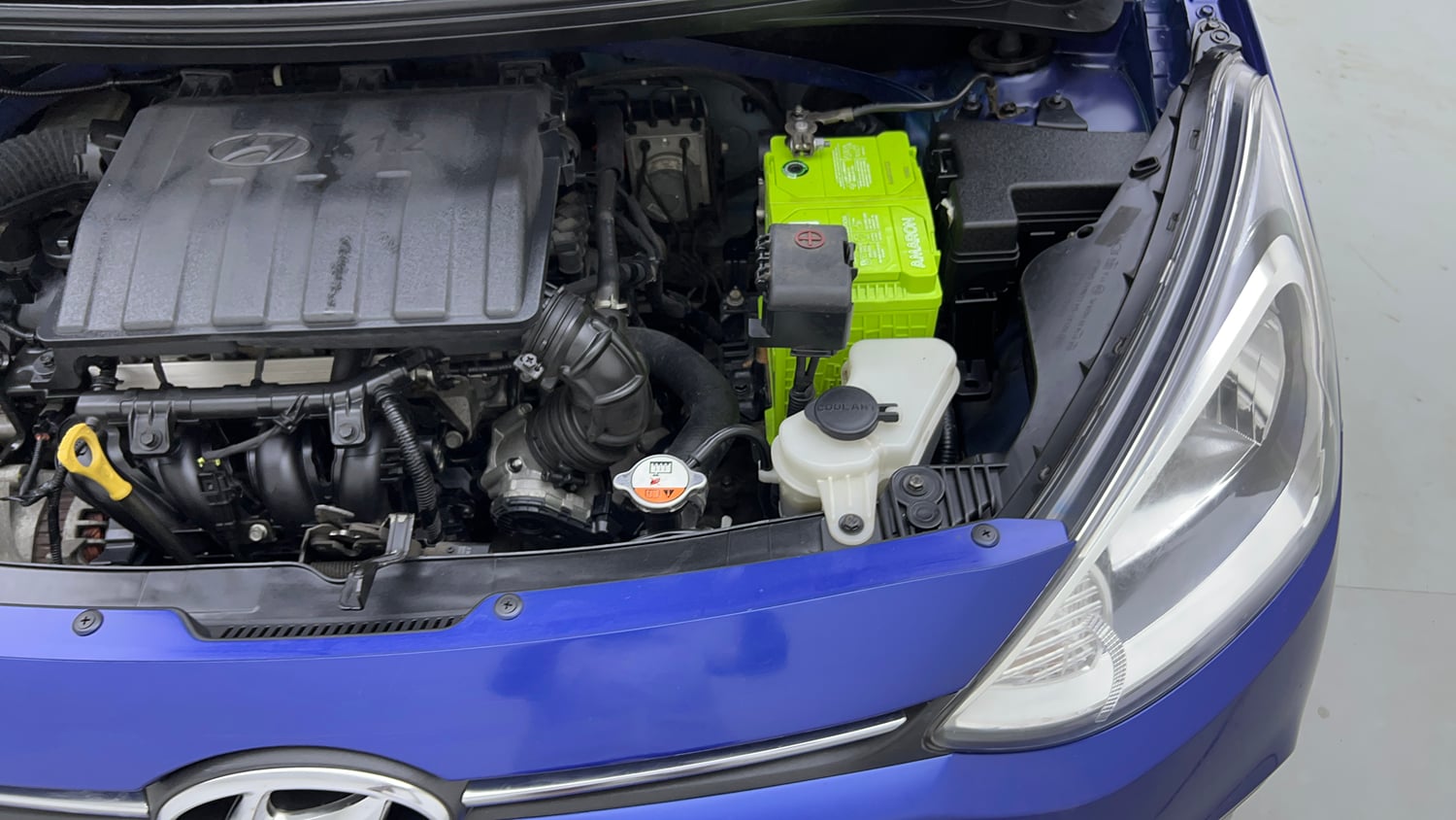 Used 2015 Hyundai Xcent S 1.2 (O) Petrol Manual engine ENGINE LEFT SIDE VIEW