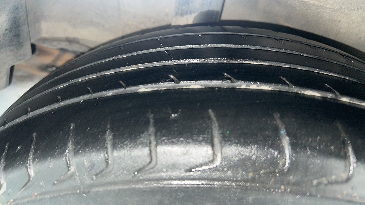 Used 2014 Honda City VX Petrol Manual tyres RIGHT REAR TYRE TREAD VIEW