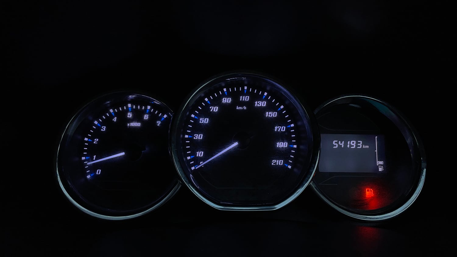 Used 2021 Renault Duster RXZ 1.5 Petrol MT Petrol Manual interior CLUSTERMETER VIEW