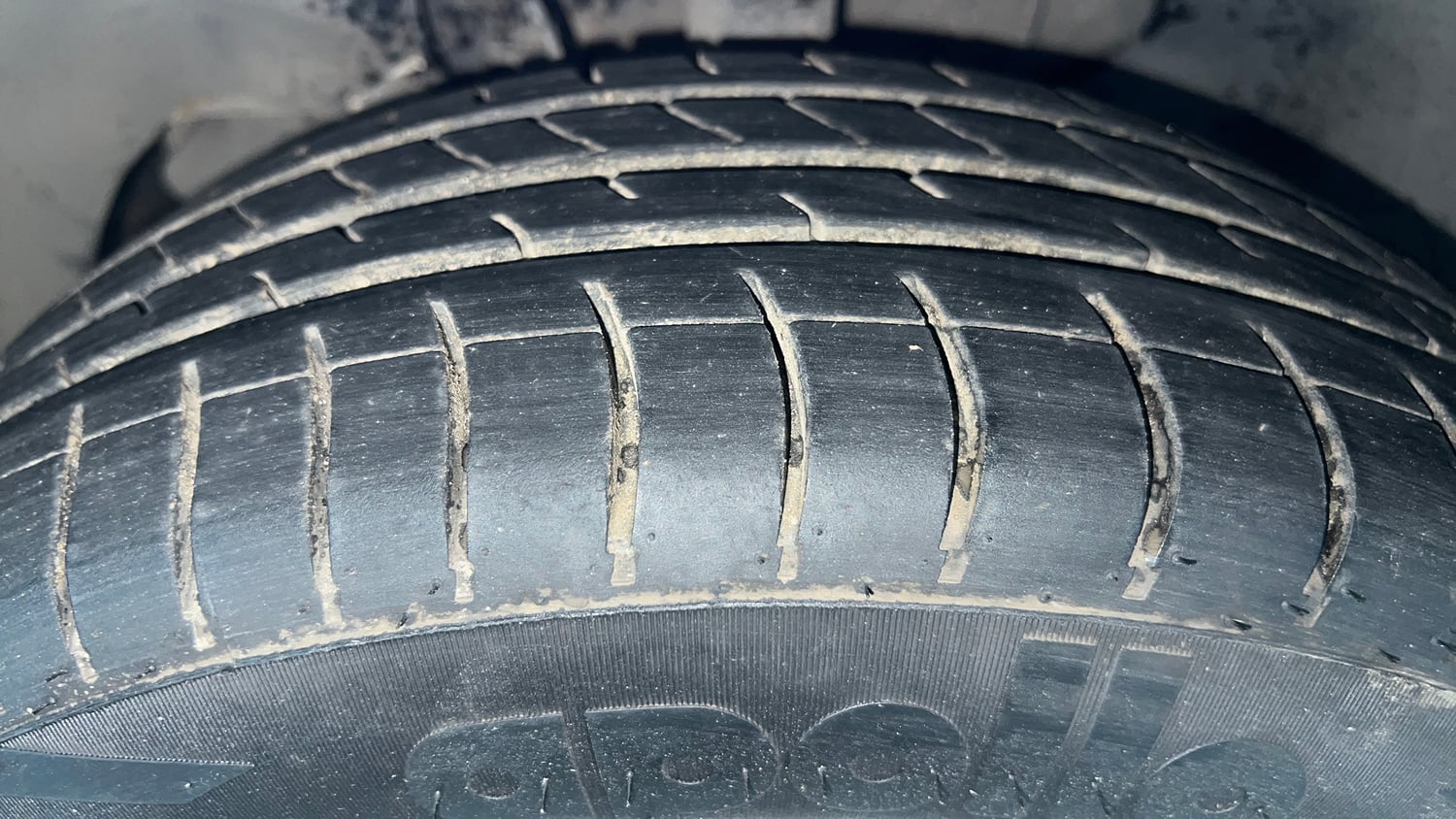 Used 2024 Tata Tigor XZ Plus CNG Cng Manual tyres LEFT FRONT TYRE TREAD VIEW