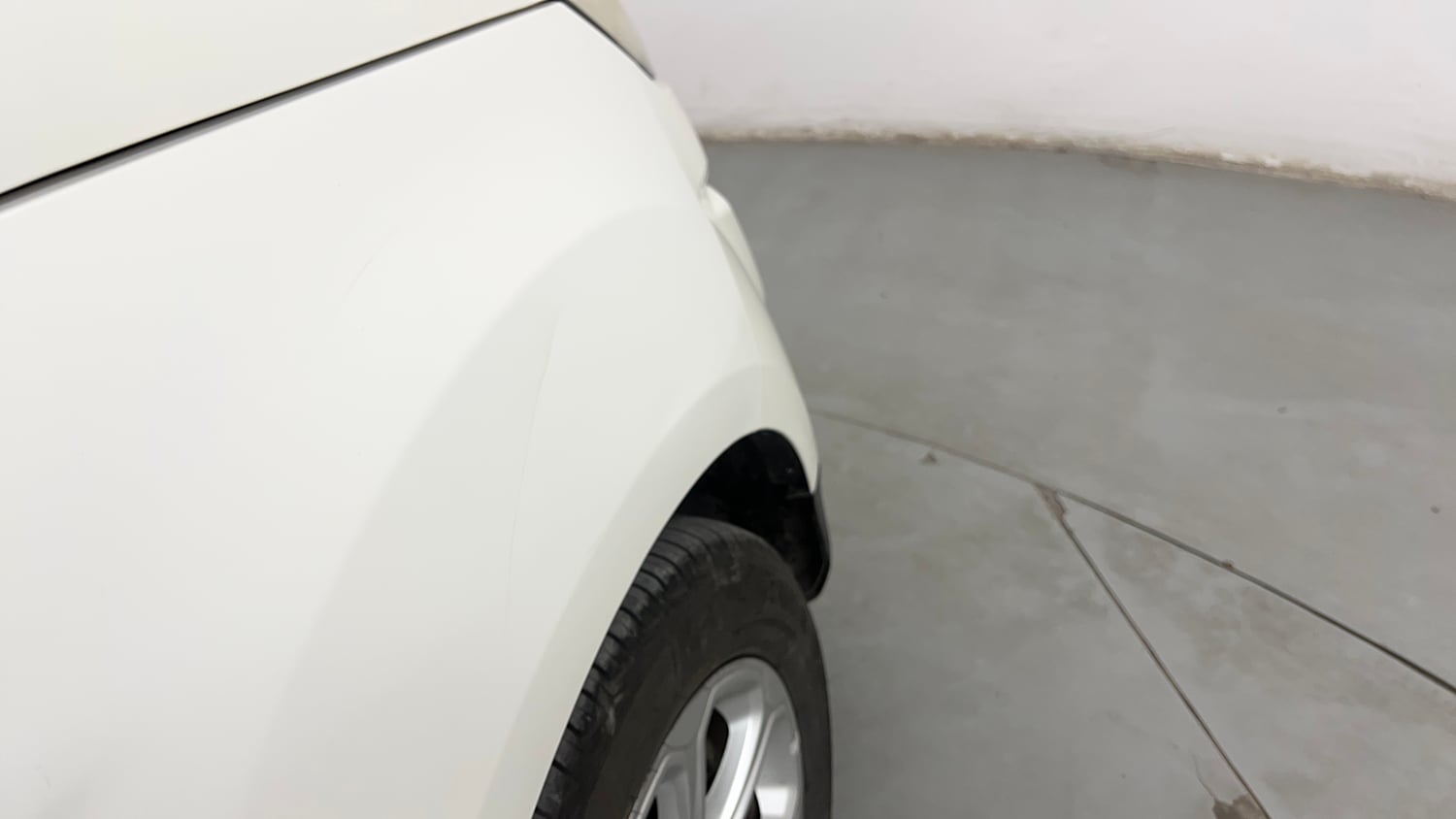 Used 2018 Ford EcoSport Titanium + 1.5L Ti-VCT AT Petrol Automatic dents MINOR DENT